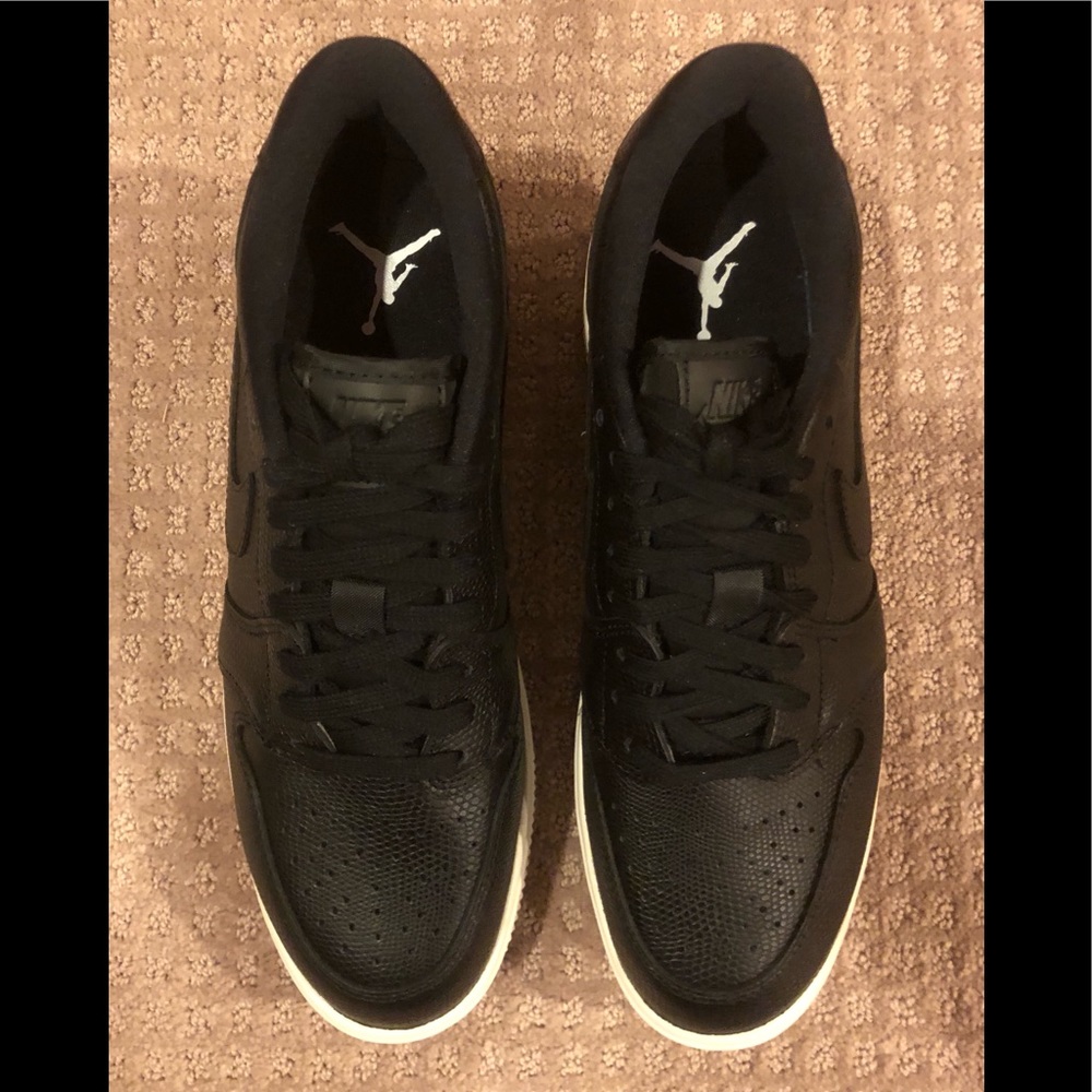 Women’s Air Jordan 1 RE Low Lifted - Picture 4 of 6
